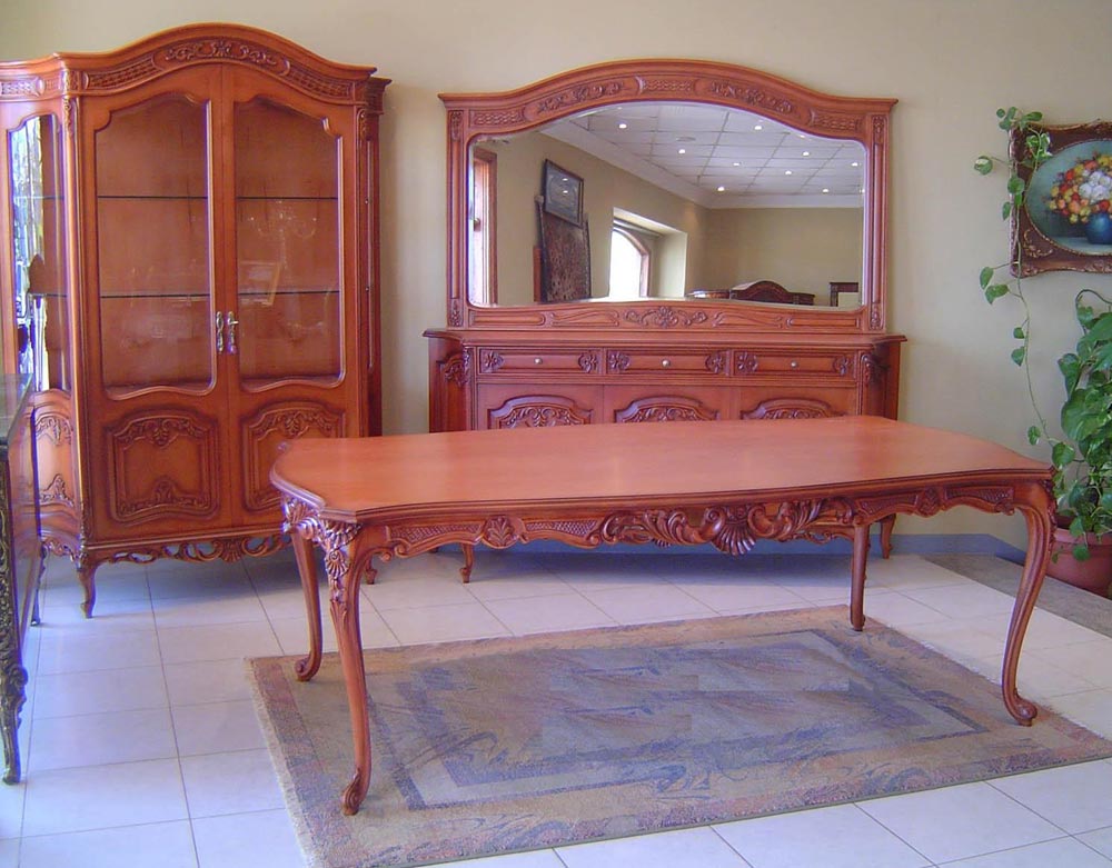 Classic Dining Room Furniture DS033