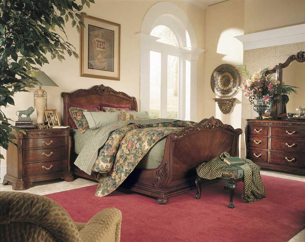 Classic Bedroom Furniture BS048